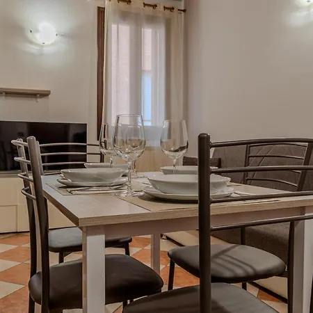 Apartment Center Comfort And Relax